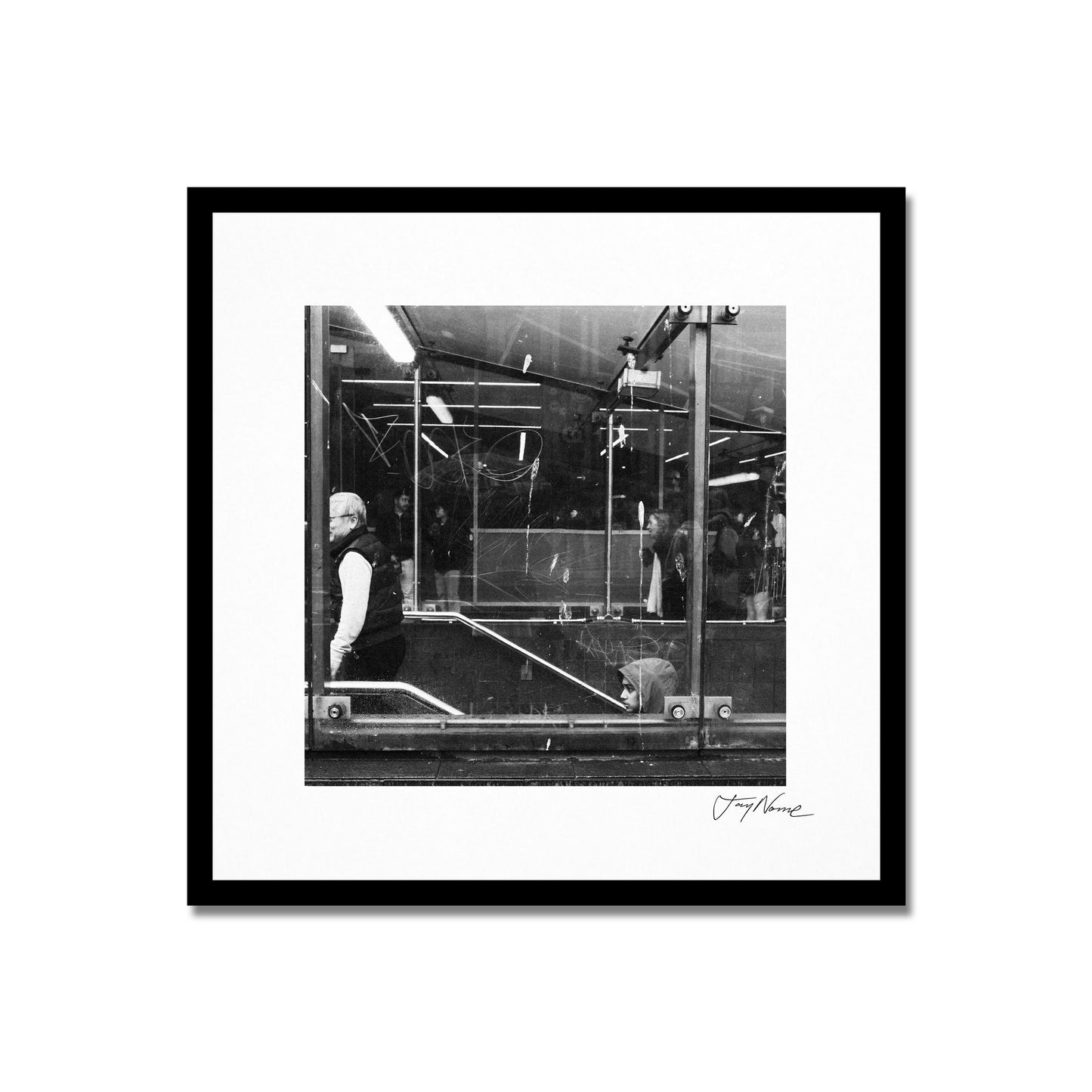 Townhall Station Glass 30x30cm