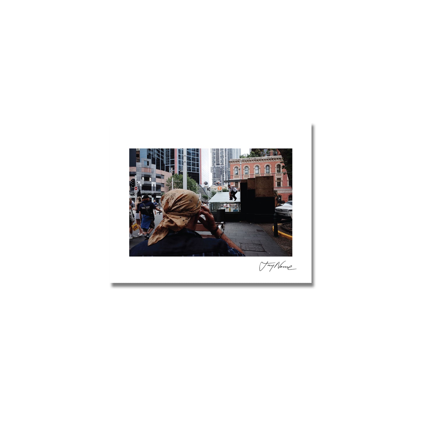 Boneless At Townhall 8x10